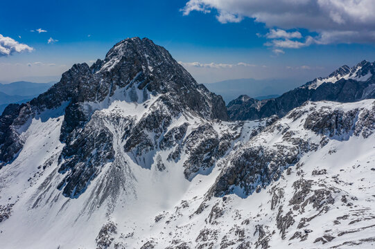 航拍云南丽江玉龙雪山冰川积雪