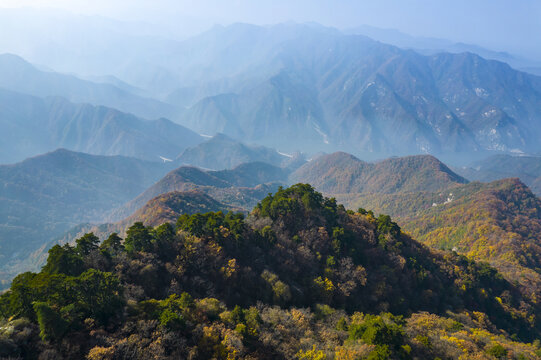 秦岭山秋色