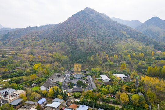 秦岭山下