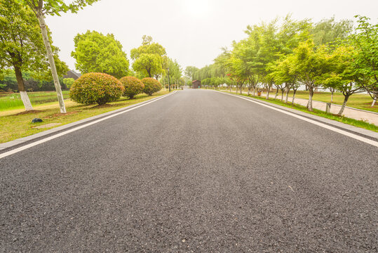 南京万景园里的园林建筑道路