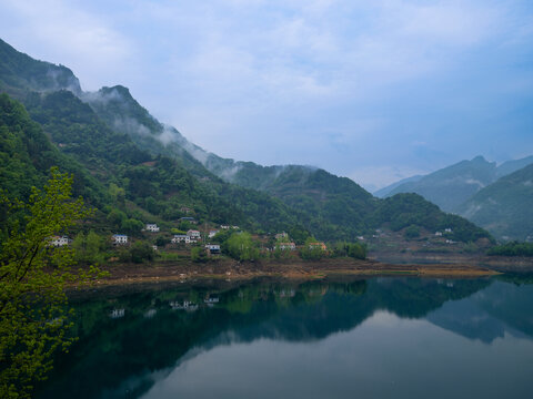 湖北宜昌长阳清江山水自然风光