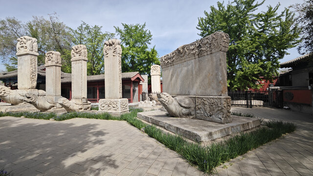 普胜寺重修碑