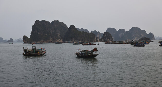 海上桂林下龙湾