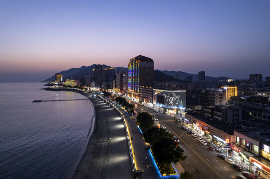 汕头南澳岛海岸线夜景