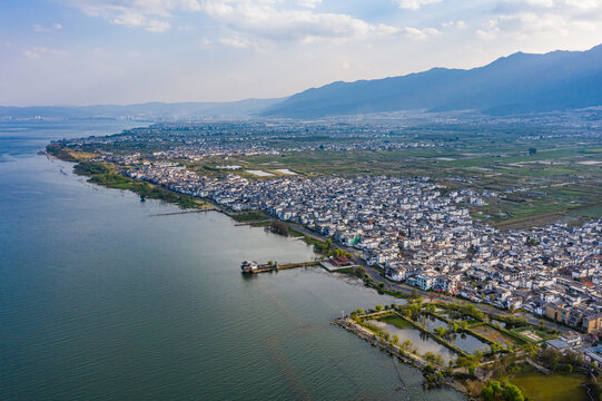 航拍云南大理洱海才村湿地公园