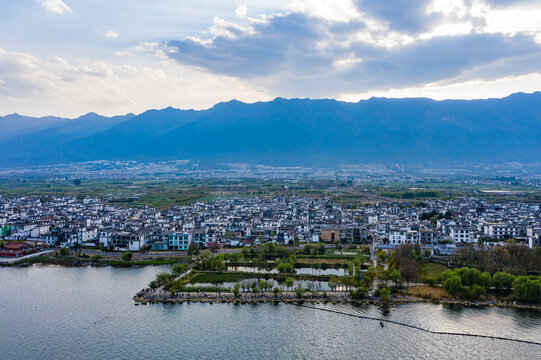 航拍云南大理洱海才村湿地公园