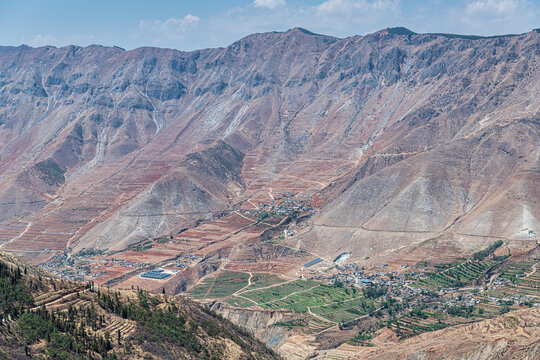 乌蒙山峡谷