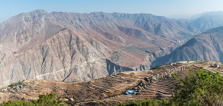 乌蒙山峡谷