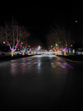 街道霓虹灯彩灯马路夜景灯光