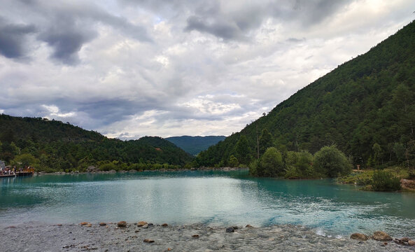 大理青山湖泊