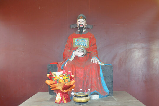 蒙顶山天盖寺茶祖殿雷简夫像