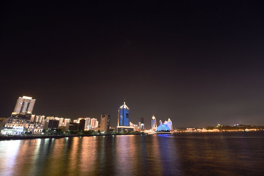 青岛海滨夜景