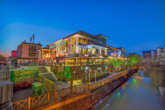 扬州护城河夜景