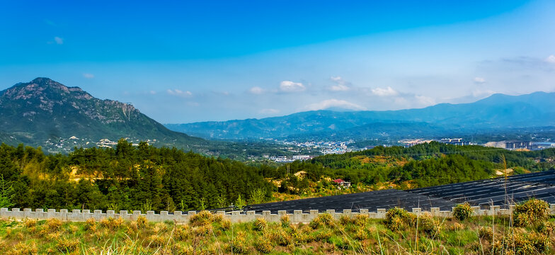 遥看岳西景