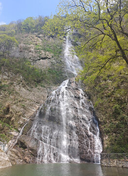 安徽岳西天峡景区通天瀑布