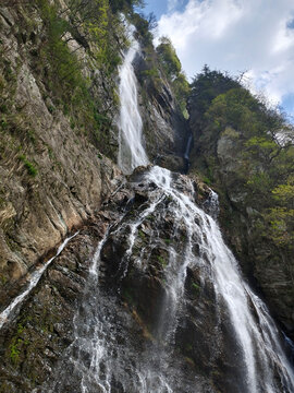 安徽岳西天峡景区通天瀑布