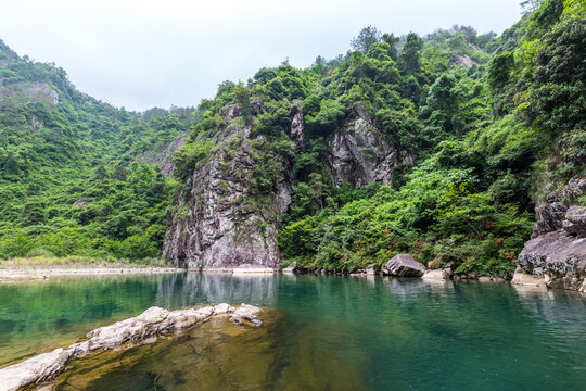 石桅岩景区山水风光