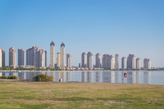 厦门集美水秀广场公园草地