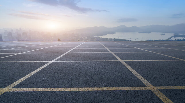 道路地面和城市风光