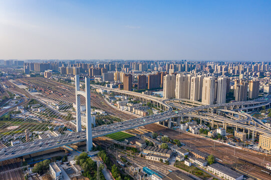 航拍郑州农业路大桥城市斜拉桥