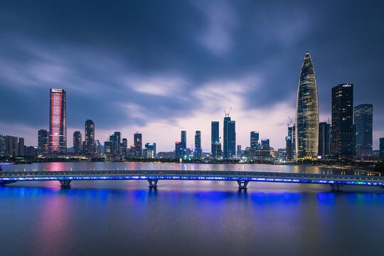 深圳人才公园地标建筑夜景