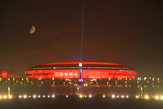 东安湖体育公园火炬塔夜景