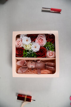 礼盒玫瑰花