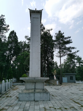 富源县烈士陵园纪念碑