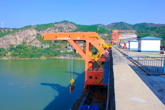 黄河三门峡大坝