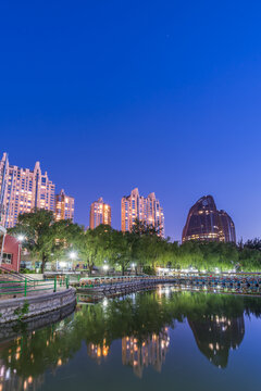 中国北京朝阳公园夜景