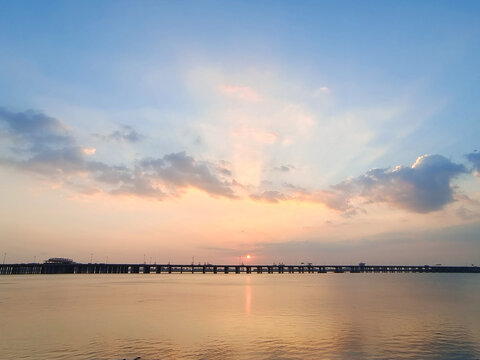 海边夕阳