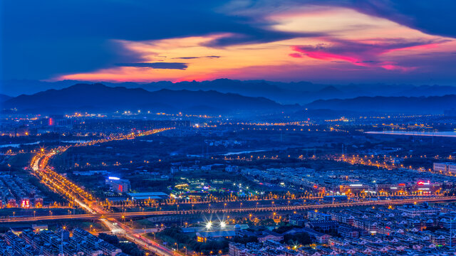 义乌国贸大道城市道路夜景