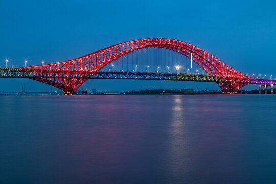 南沙明珠湾大桥钢铁结构