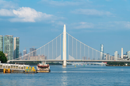 广州猎德大桥两岸建筑风景