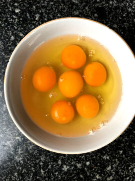 红心土鸡鸡蛋土鸡蛋六只鸡蛋