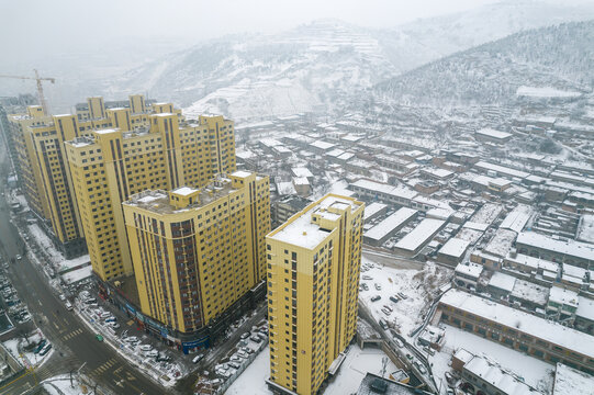 城市雪景