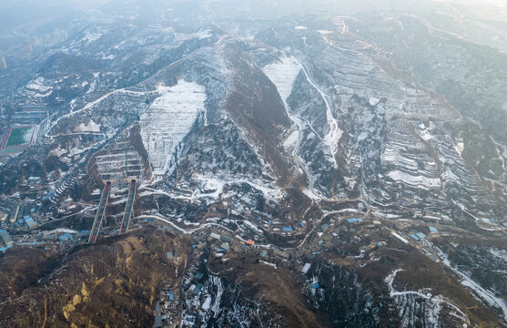 高原积雪