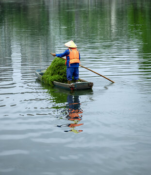 除草工