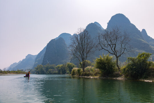 桂林山水遇龙河漂流