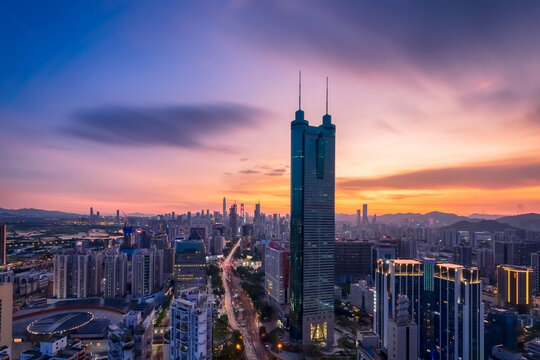 深圳罗湖区地王大厦夜景