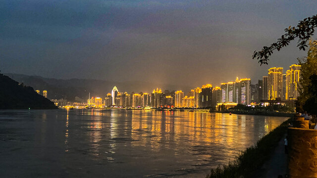 涪陵滨江路夜景