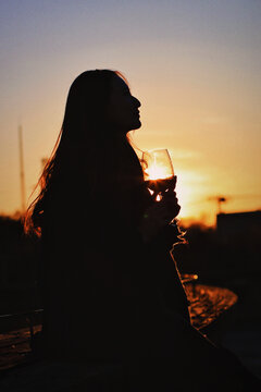 红酒与夕阳