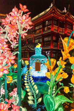 上海豫园老建筑花灯夜景