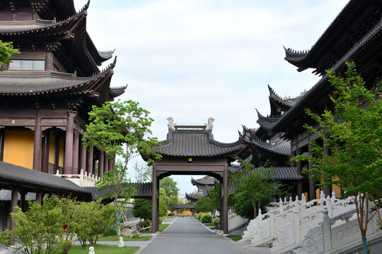 丹阳海会寺