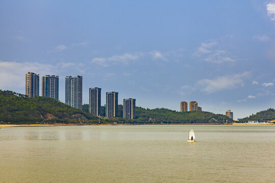 海滨城市风光