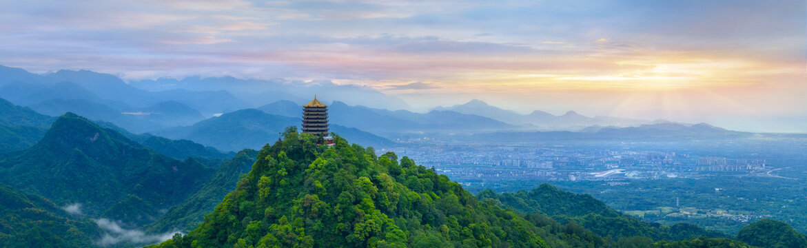 都江堰青城山全景图