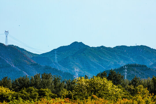 山顶电塔