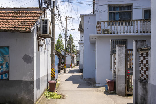 城乡结合部的居民住宅楼