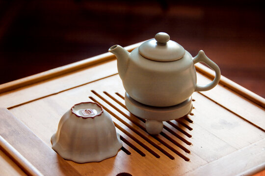 茶壶与茶盏