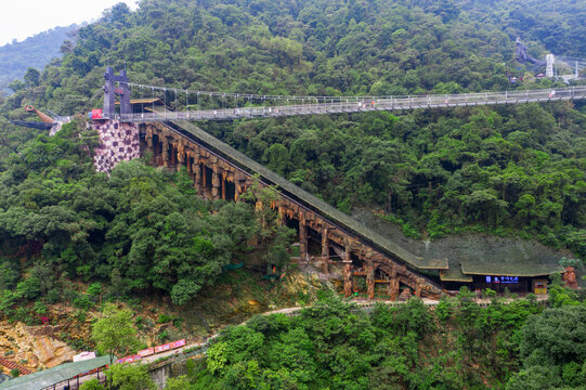 古龙峡登峰电梯